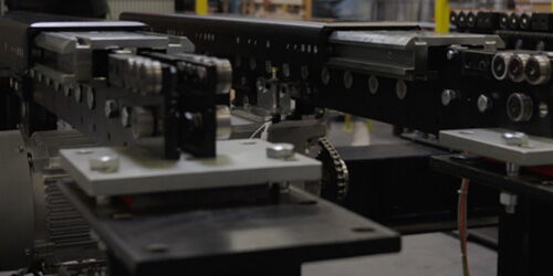 Abbildung Load-handling equipment
